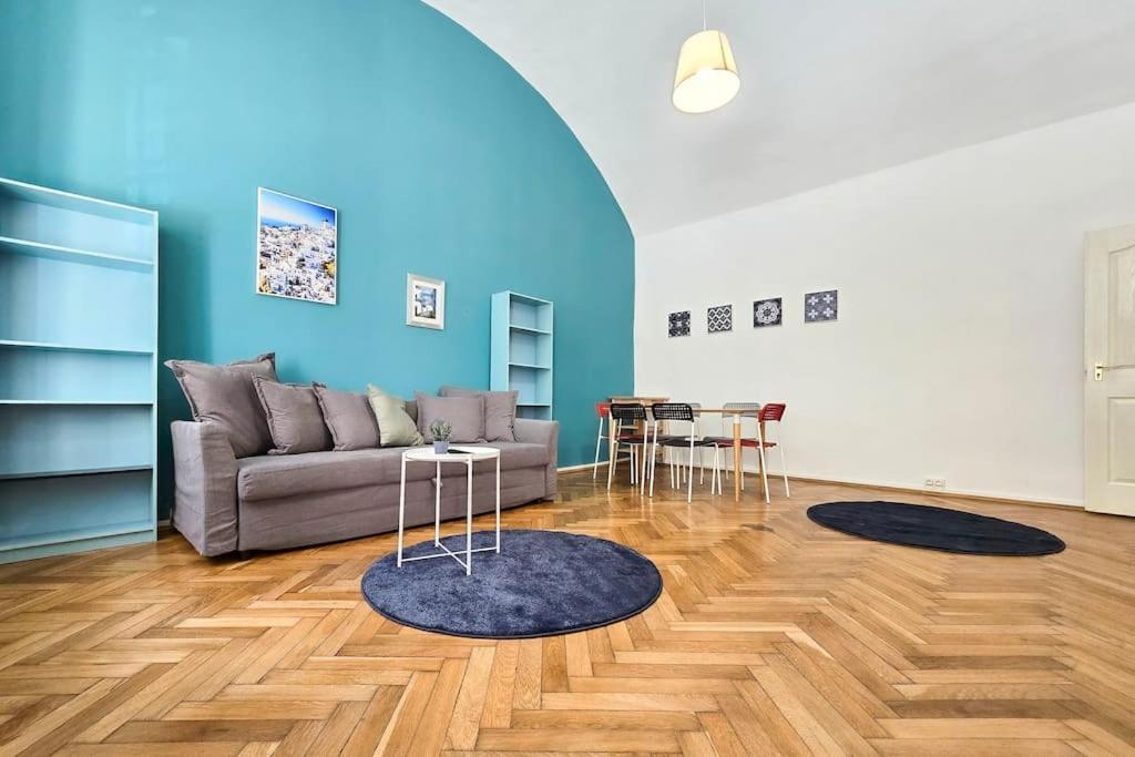 Seventh Sense Apartment Budapest Exterior photo