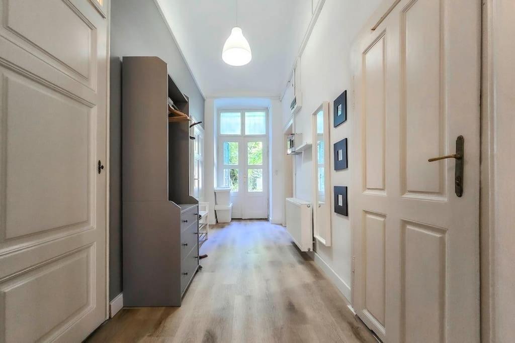 Seventh Sense Apartment Budapest Exterior photo
